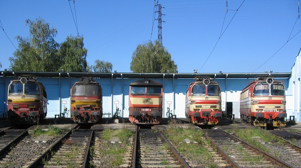 DKV �esk� Bud�jovice - 230.035+240.044+749.252+230.036+240.109