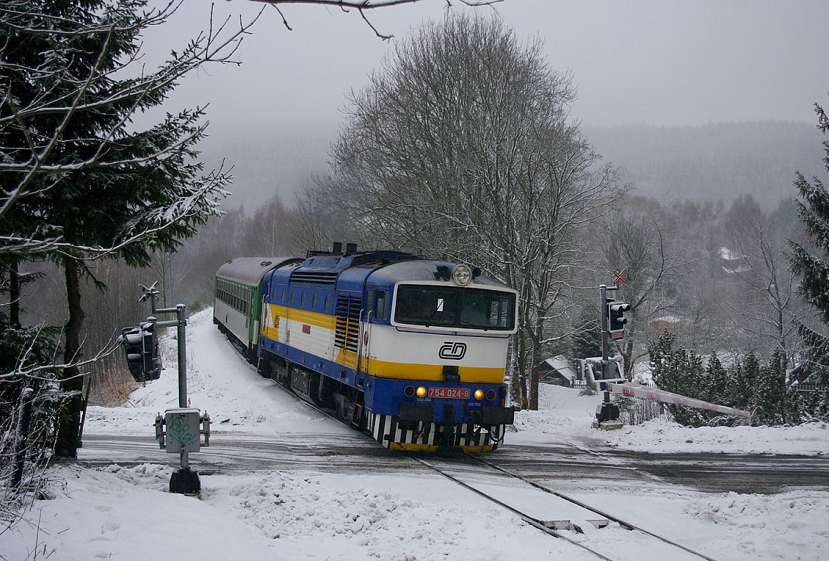 Tra� �. 183 Os 7547 754.024 �el.Ruda-centrum 10.prosince 2011