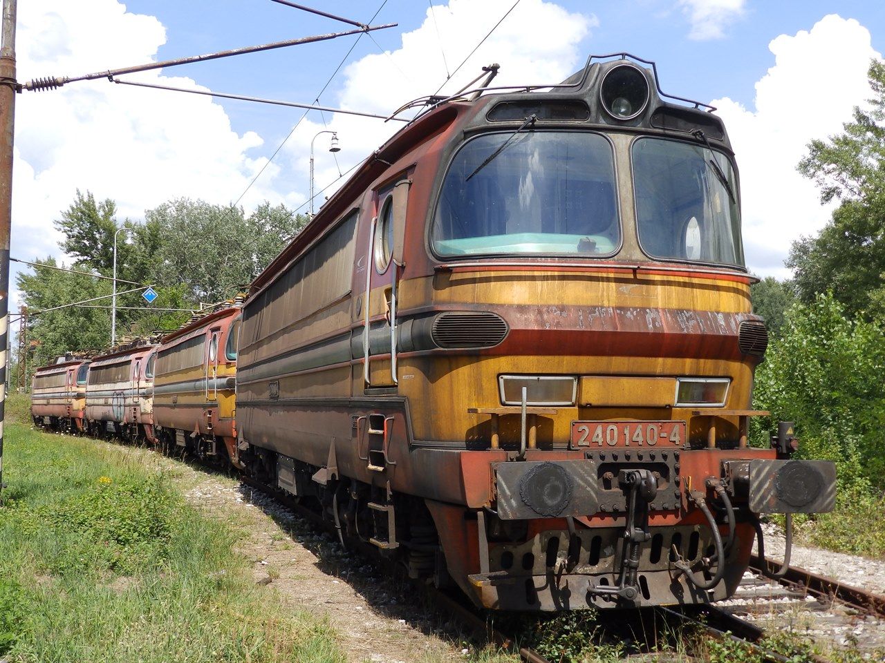 240 140 + 032 + 104 + 038 ZSSK Cargo