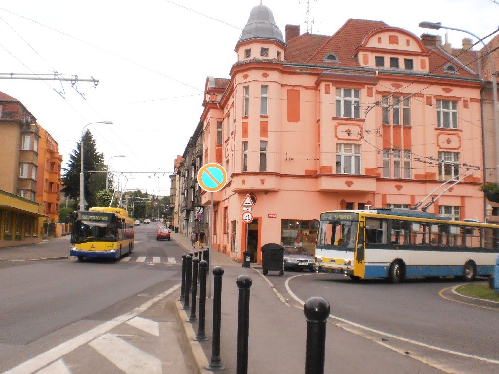 V tent�� den se povedlo i toto setk�n�.... �koda jen, �e 158 nejela o 3 vte�iny pozd�ji :-)