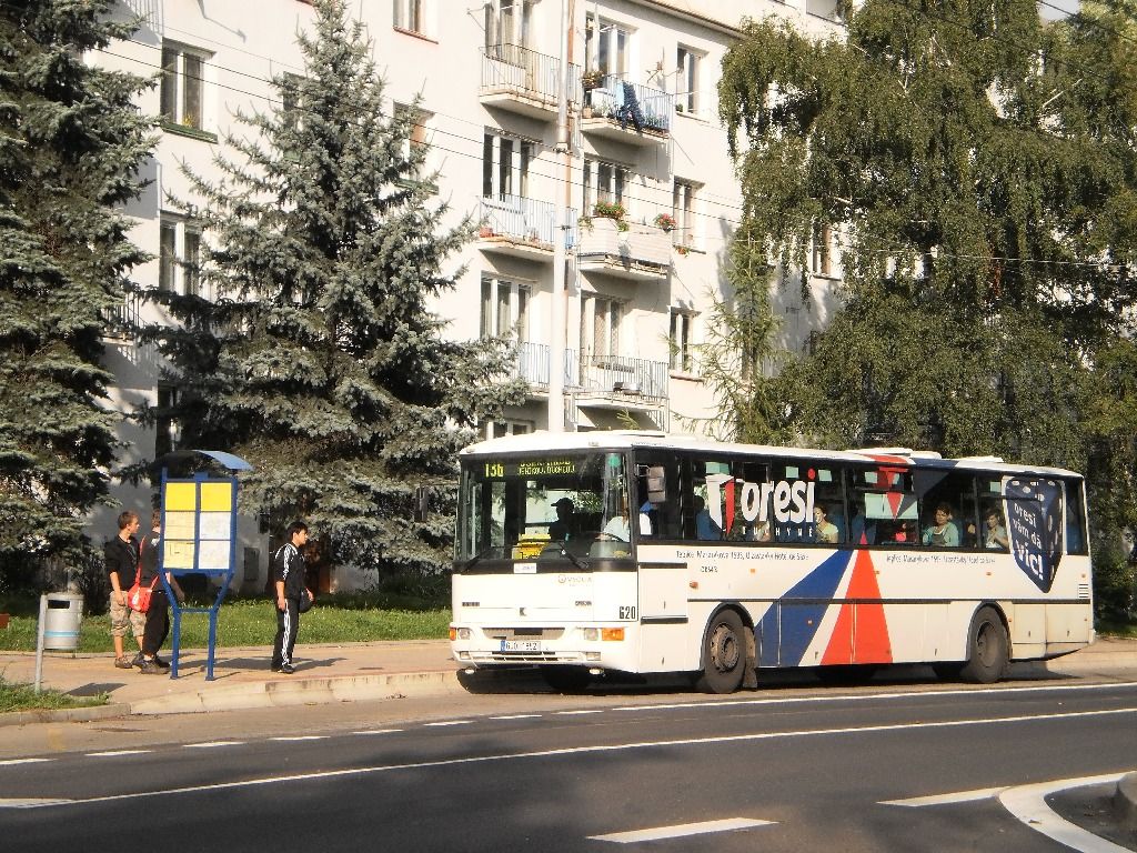 620 je posledn� dobou k vid�n� i na lince 136, zde v �etenic�ch
