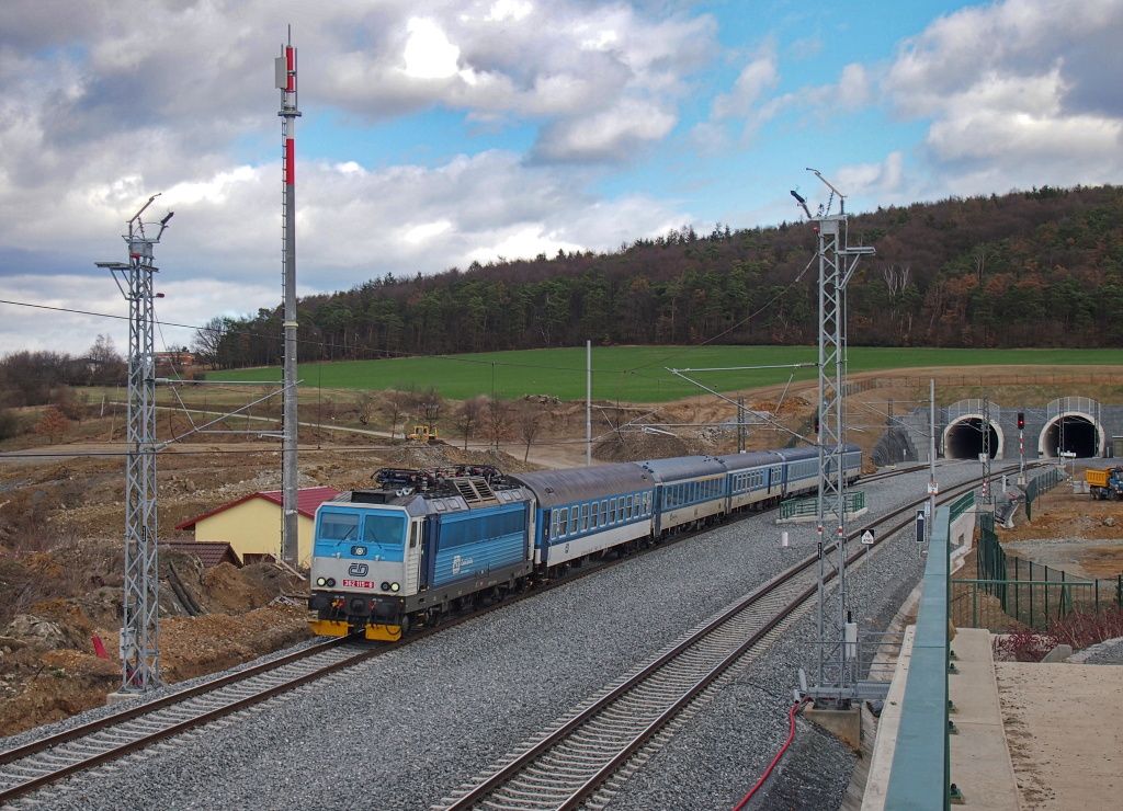 362.115 + R770 - Plze�-Doubravka, tunel Ejpovice (exif -1h)