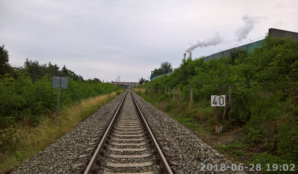 Sn�en� rychlost na vjezdu do stavby