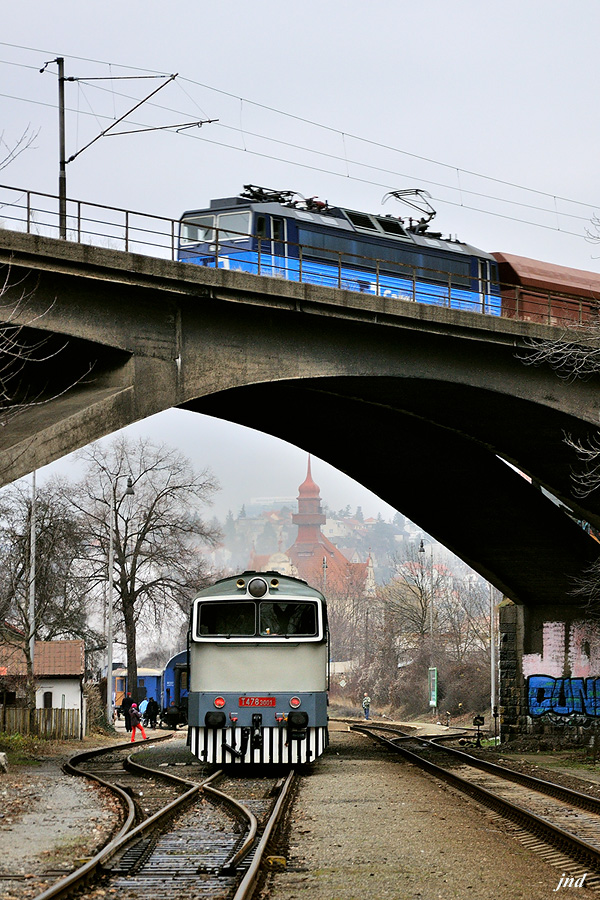 753 001+363  Pha Bran�k 2.12.2012