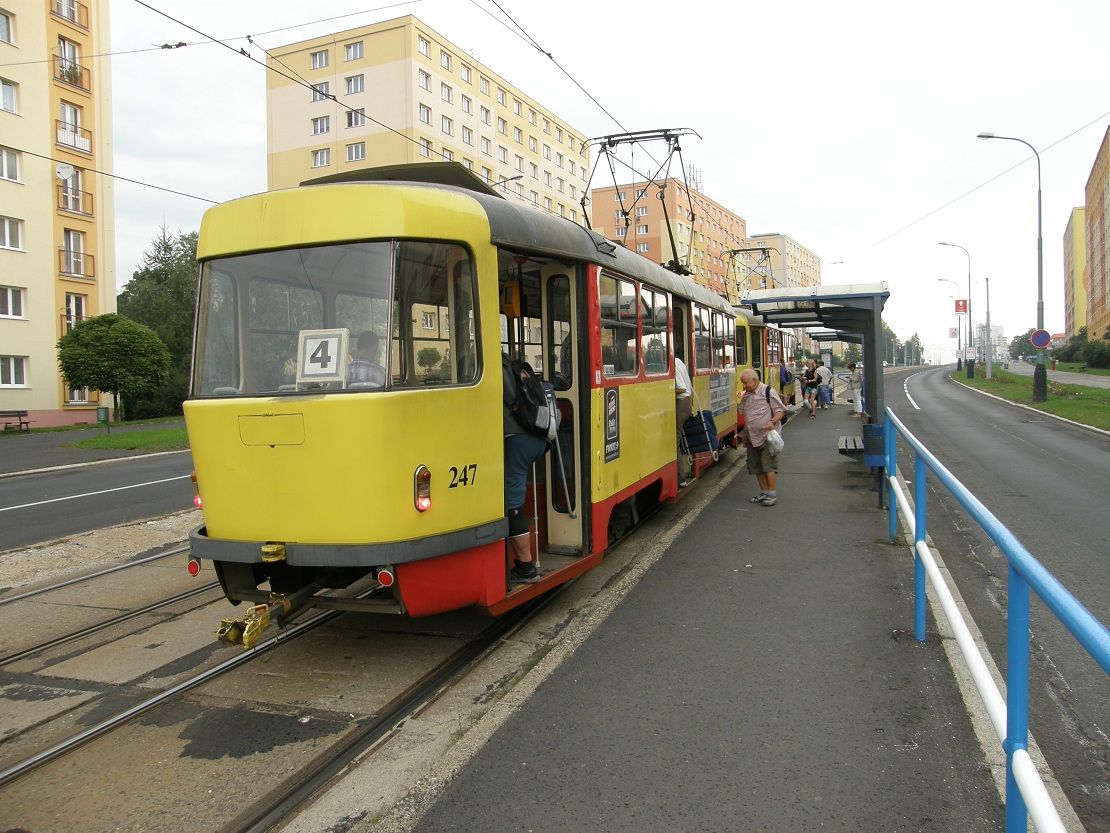 282+247 ve stanici Most, �s.ml�de�e.