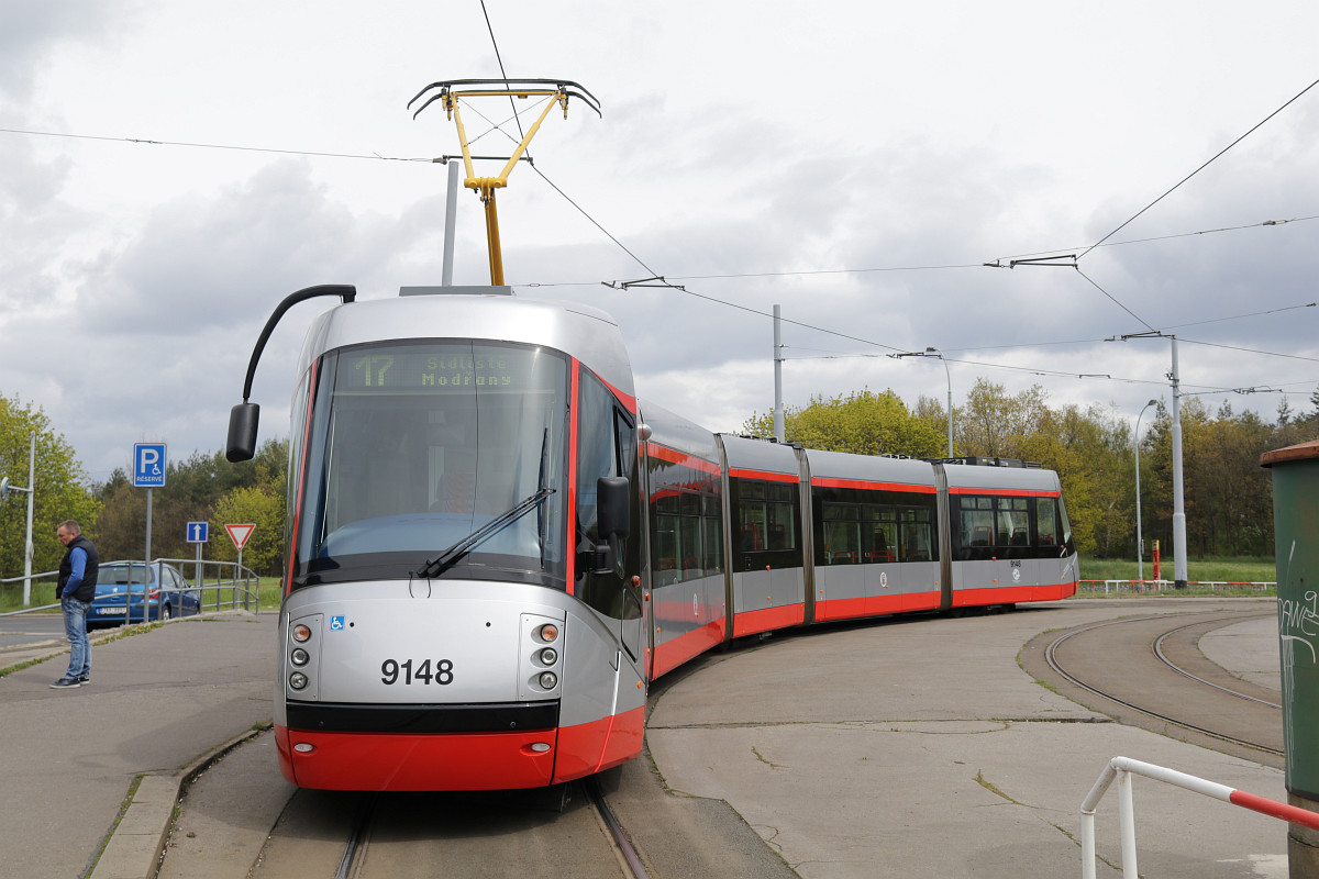 14T 9148 nov� barevn� schema