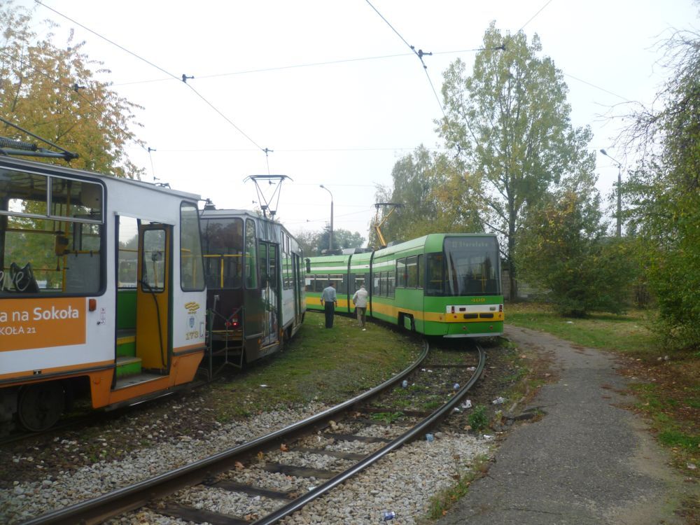 Po v�stupu z tramvaje ve smy�ce.