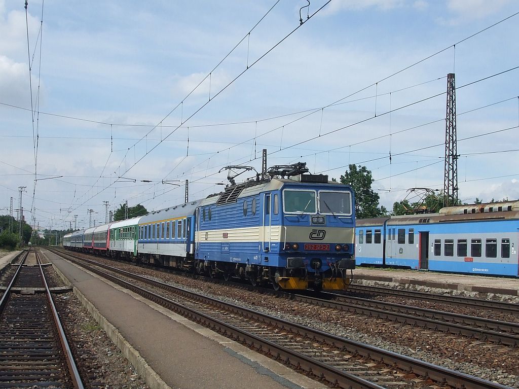 362 123 R 683 - �valy (29. 7. 2011)