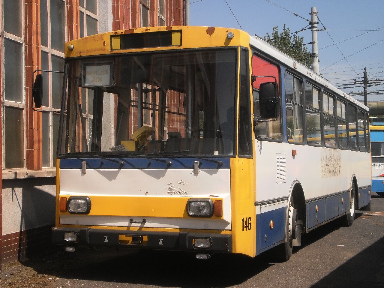 Odstaven� a ch�traj�c� 146. Vyjede je�t� n�kdy na linku?