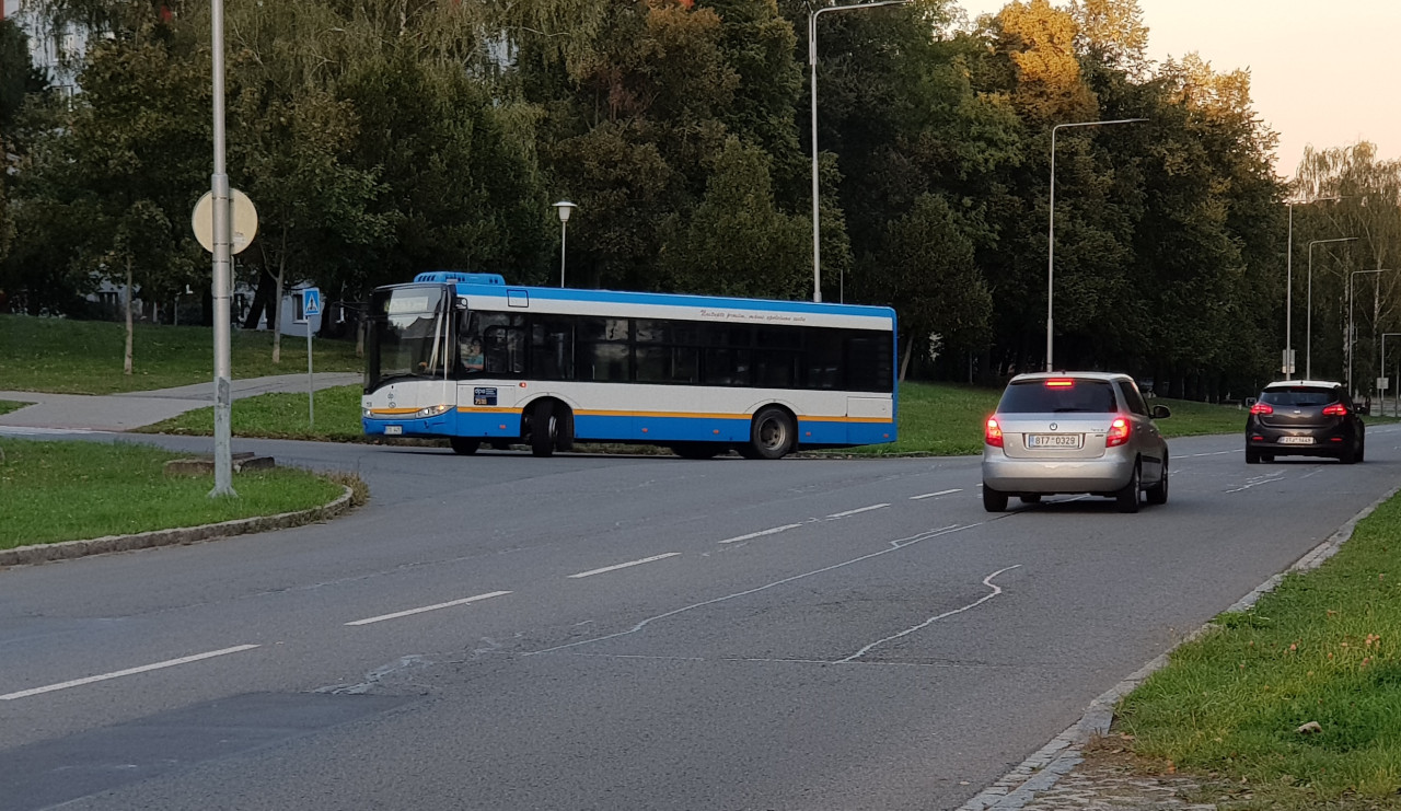 Sv�r�zn� to�na.