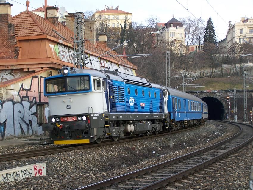 750 702 - R 1244 - Praha Nusle - 6.3.2011.