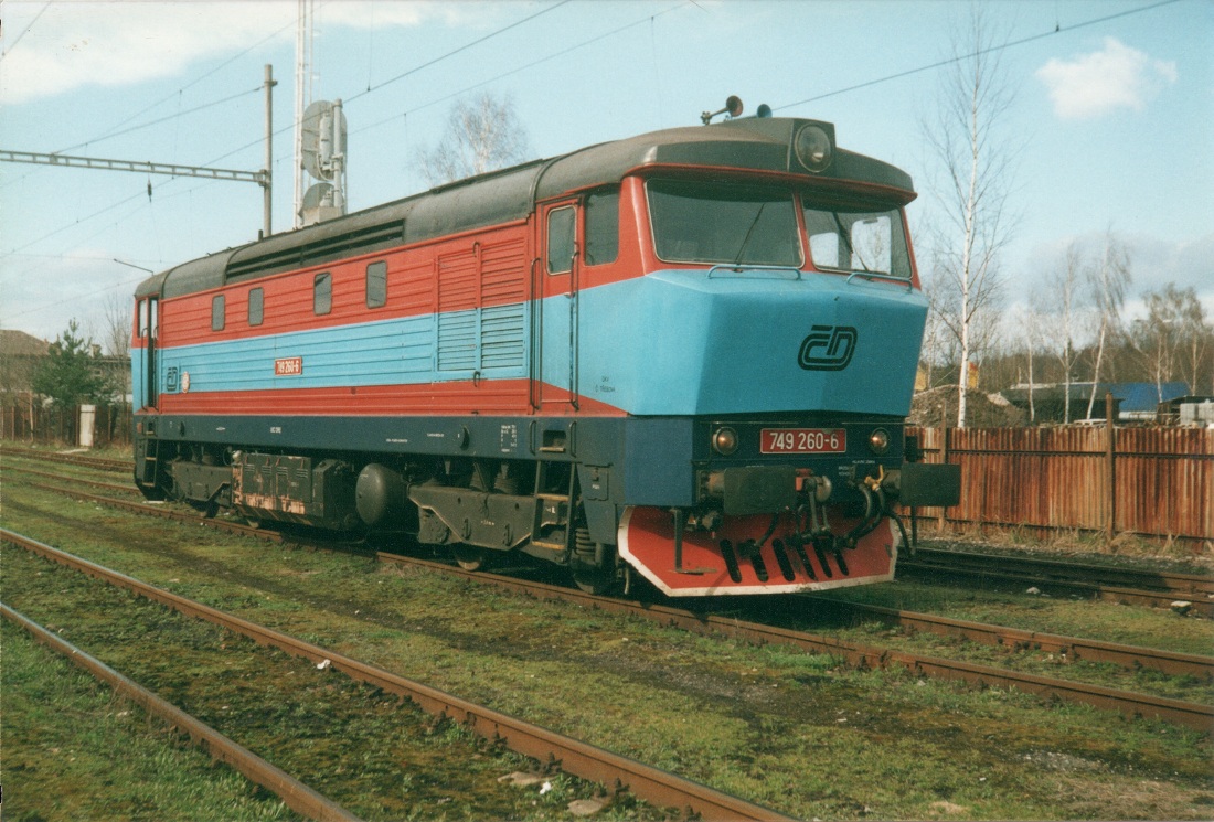 749.260-6 dispeerka, Tnit nad Orlic, bezen 2002