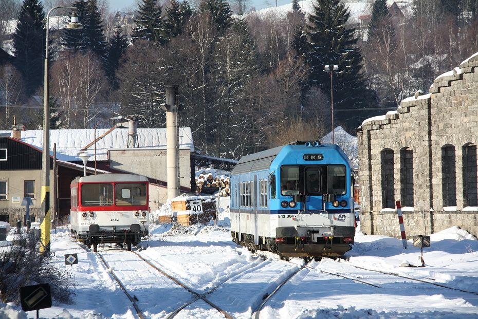 Os.vlak 16215 mj odstavenho Adama v Koenov.