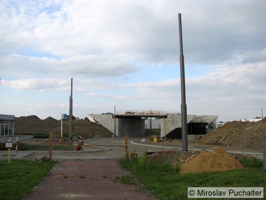 Budouc� v�jezd z kone�n� 