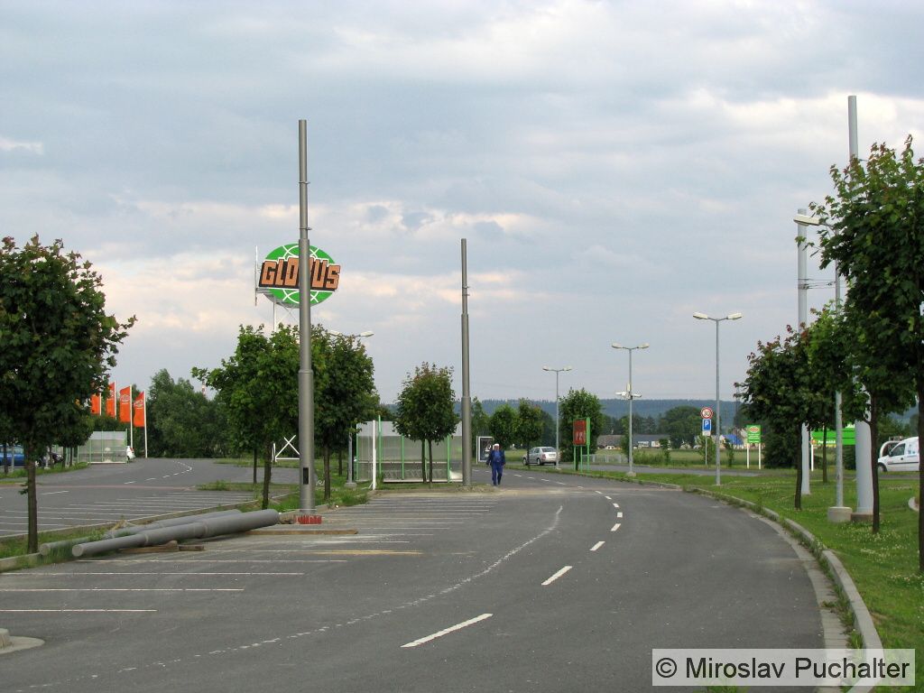 Nov� sloupy u kone�n� 