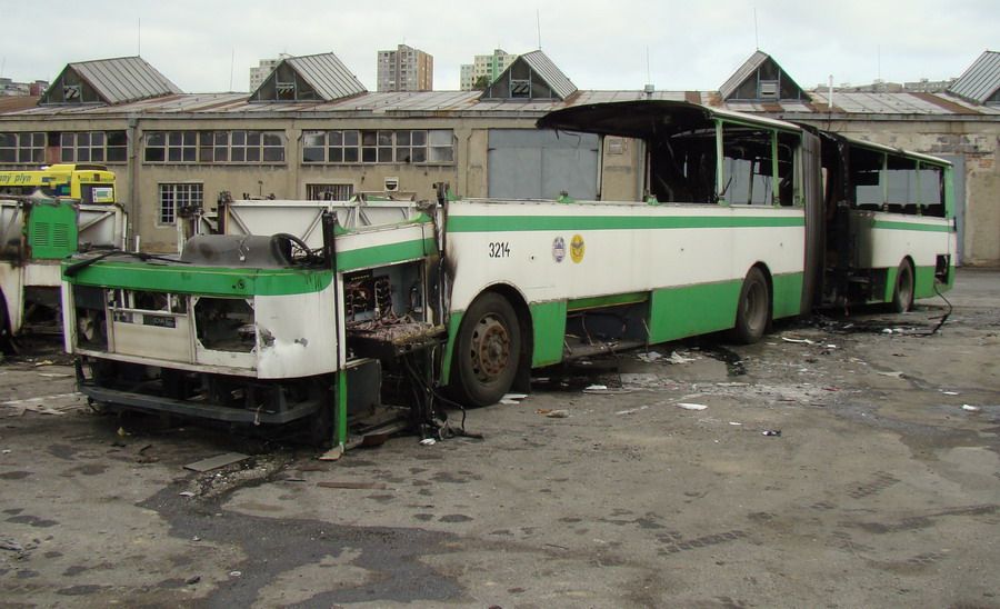 B941 E 3214