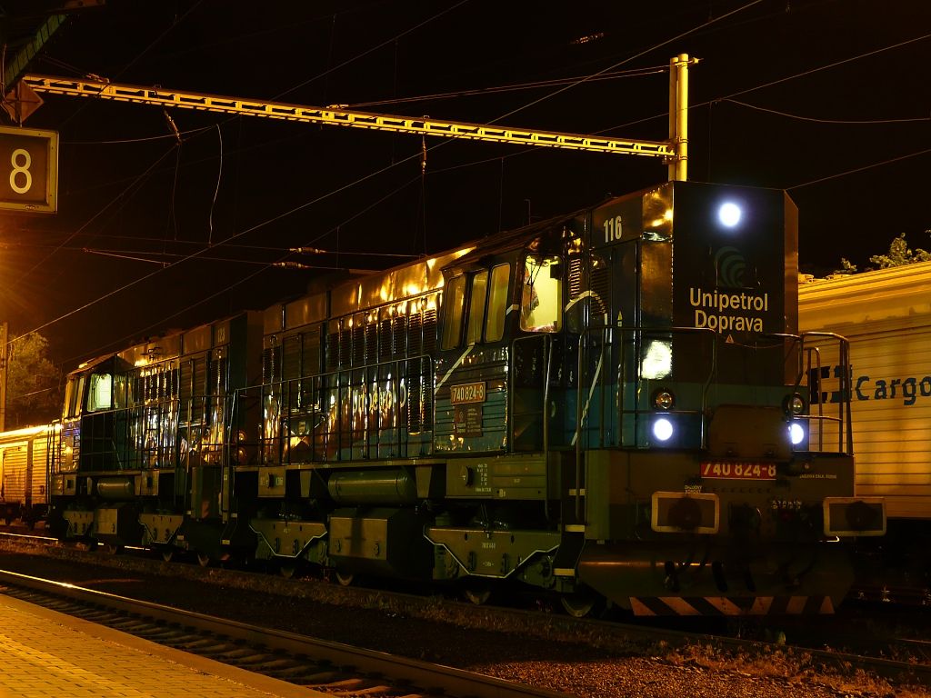 740 824-8,740 784-4,Hranice na Morav�