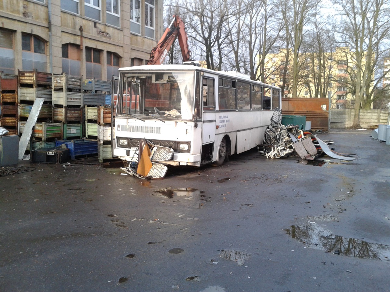 Dopravce Vratislav Voplka dv do sbrnch surovin autobus 