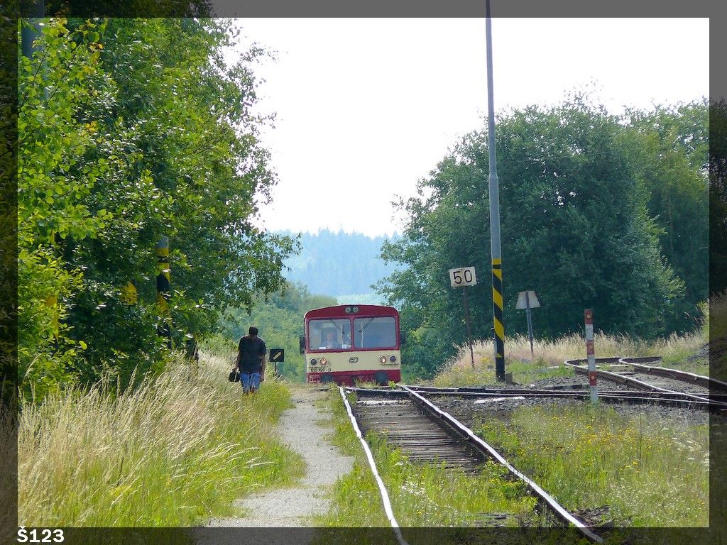 �123