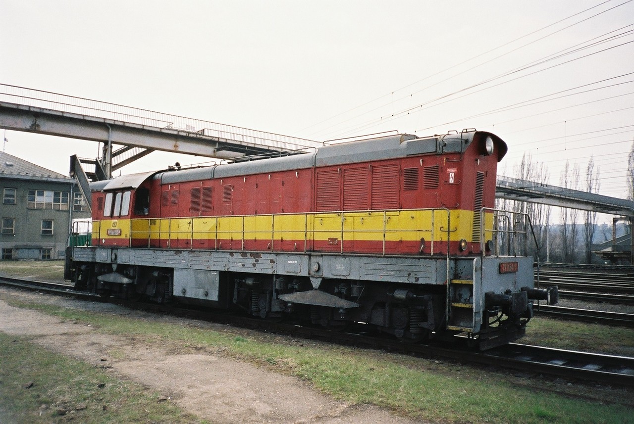 771.124 (DKV Brno) u seovacho n. Brno-Malomice, 12.4.2003