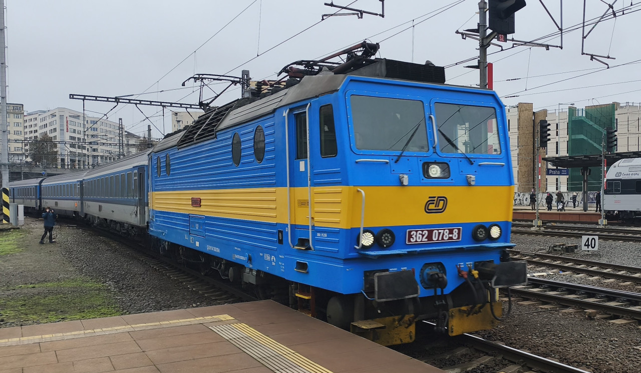 362 078-8