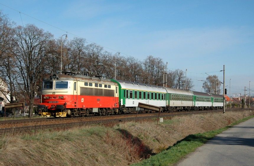 242.235 Bud�jce 3.4.2005