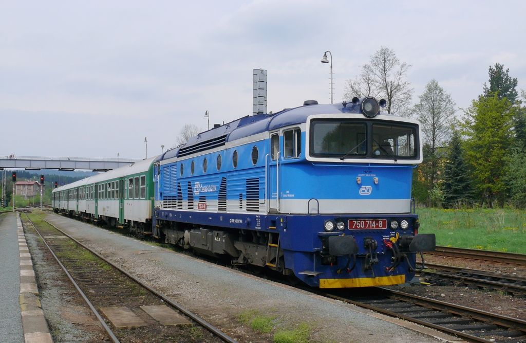 Mezim�st� : 750 714-8 se Sp 1873
