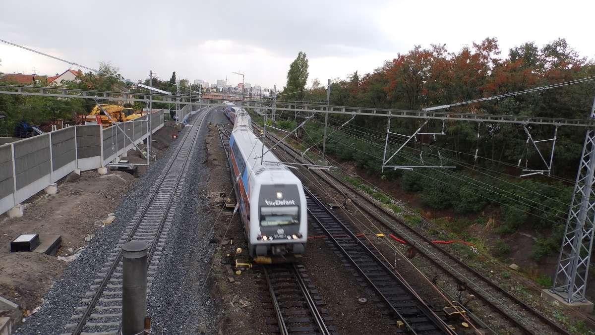 Hostiva� 10.9.2015 nov� PHS i prvn� kolej...