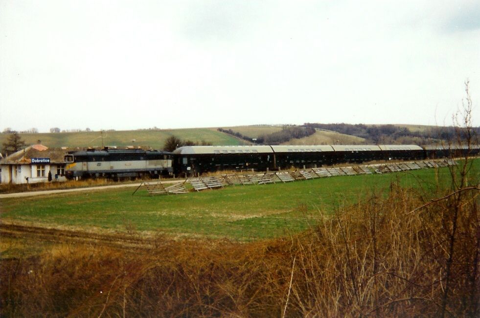 750 119-0 Dobrotice(26.3.1995,sbrka-KMD).