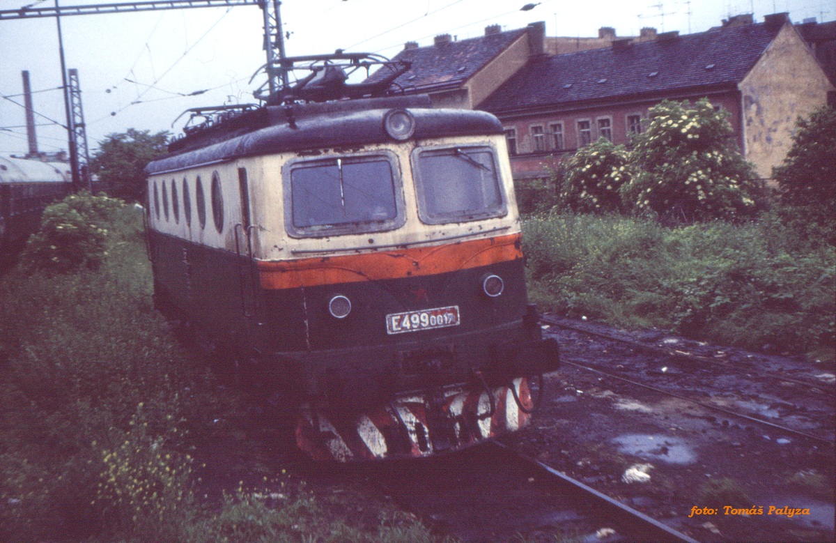 Olomouck E499.oo17 ek v podveer 20.6.1987 na Smchov.