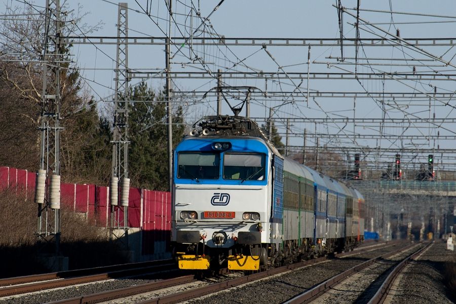 7.3.2011 , Praha-Doln Poernice , 151.008 , Ex 240