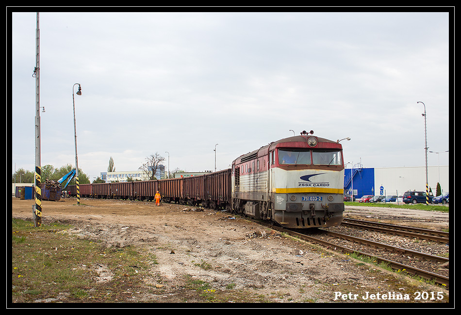 751.033-2, 17.4.2015, Galanta