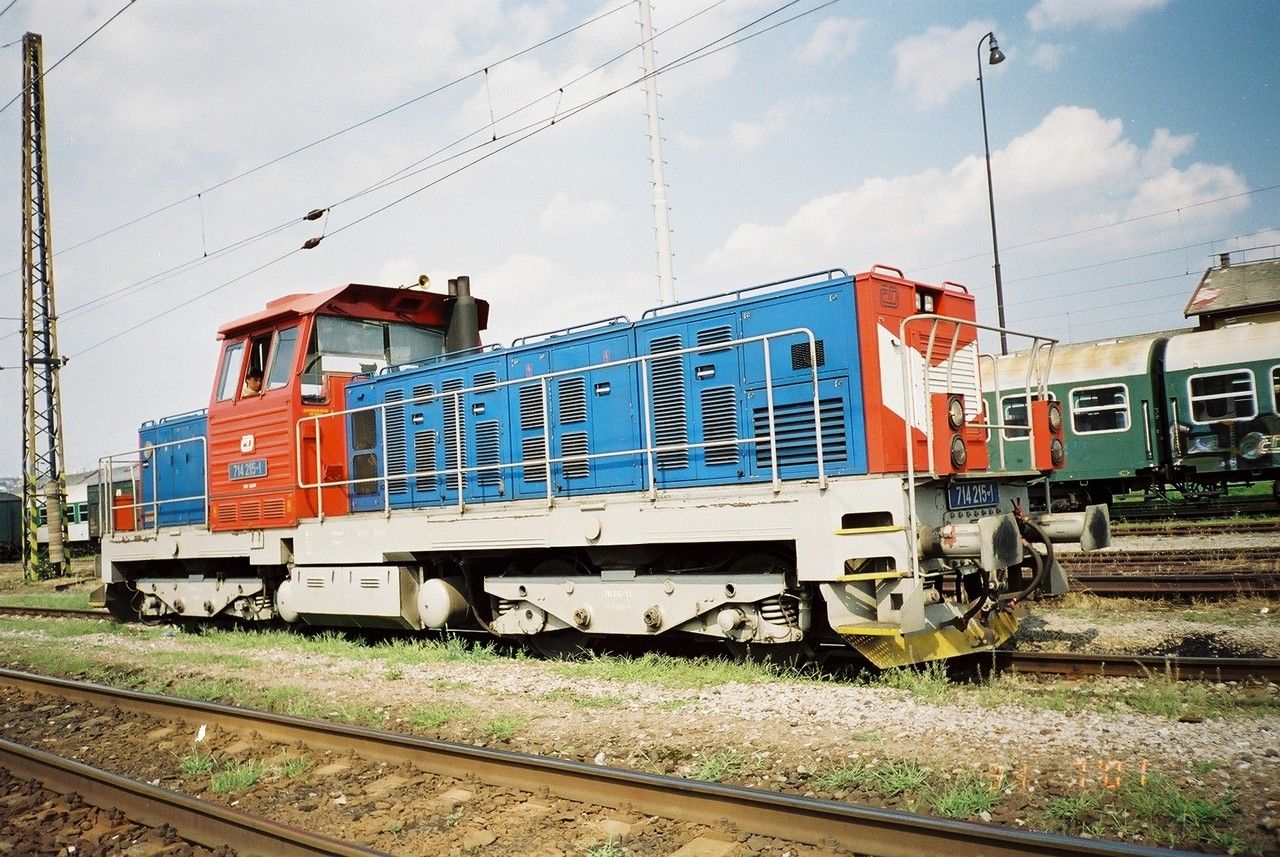 714.215 na z�loze v �st. Praha-Bubny, 31.7.2001