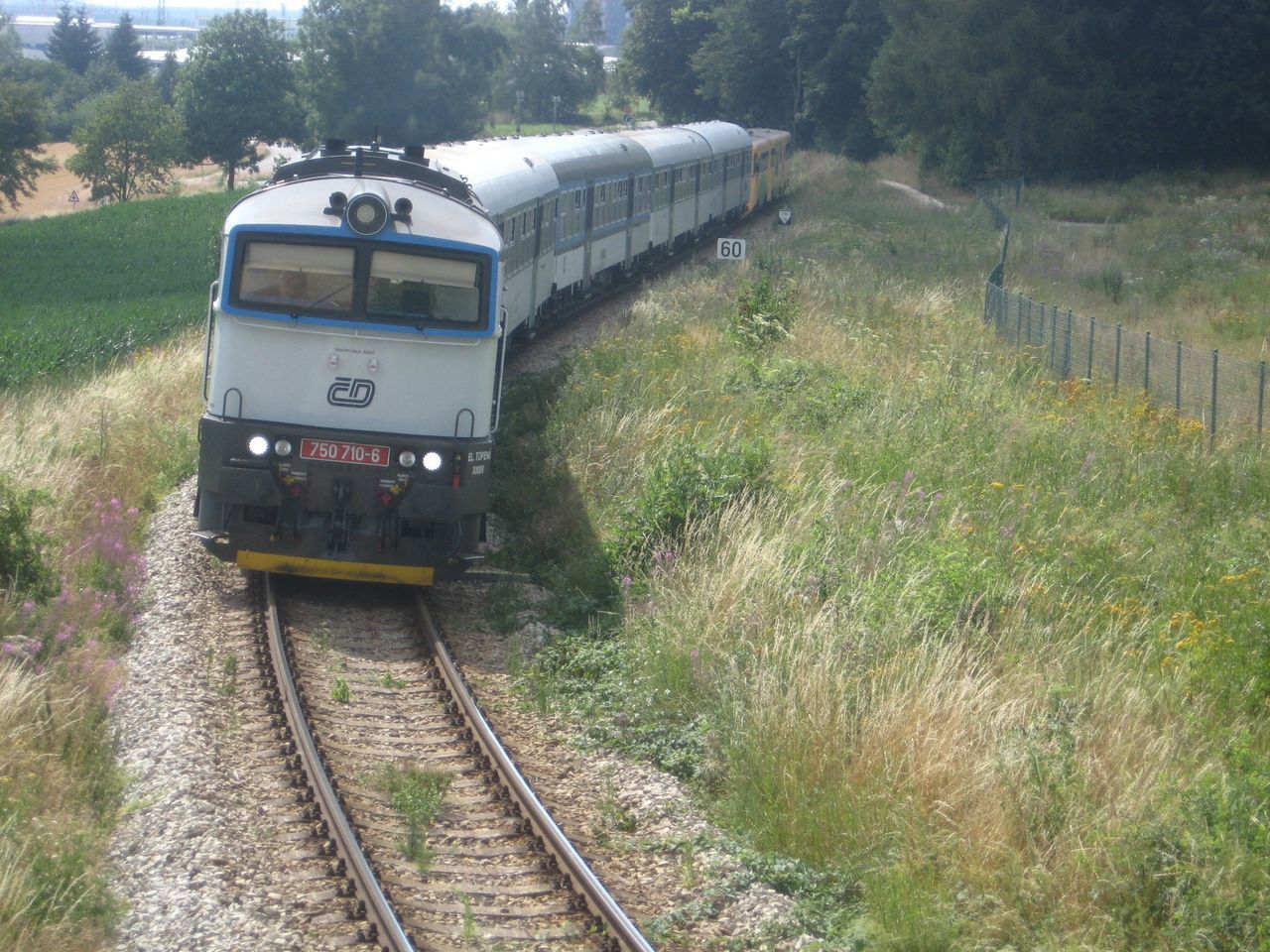 750.710 na Sp 1637 Pern�tejn v ned�li 20.7.2014 u M�lkovic.