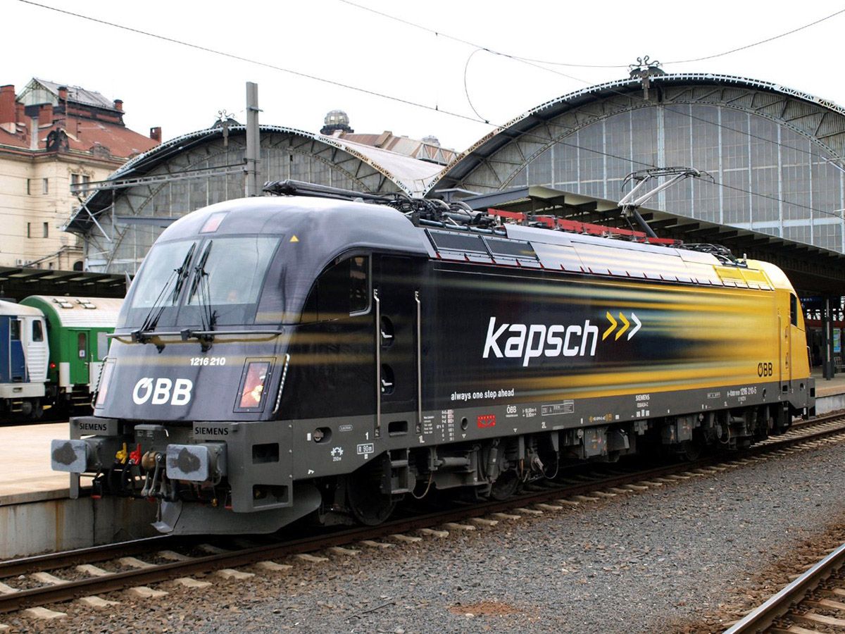 1216.210 - 11. 10. 2011 - Praha hlavn� n�dra��