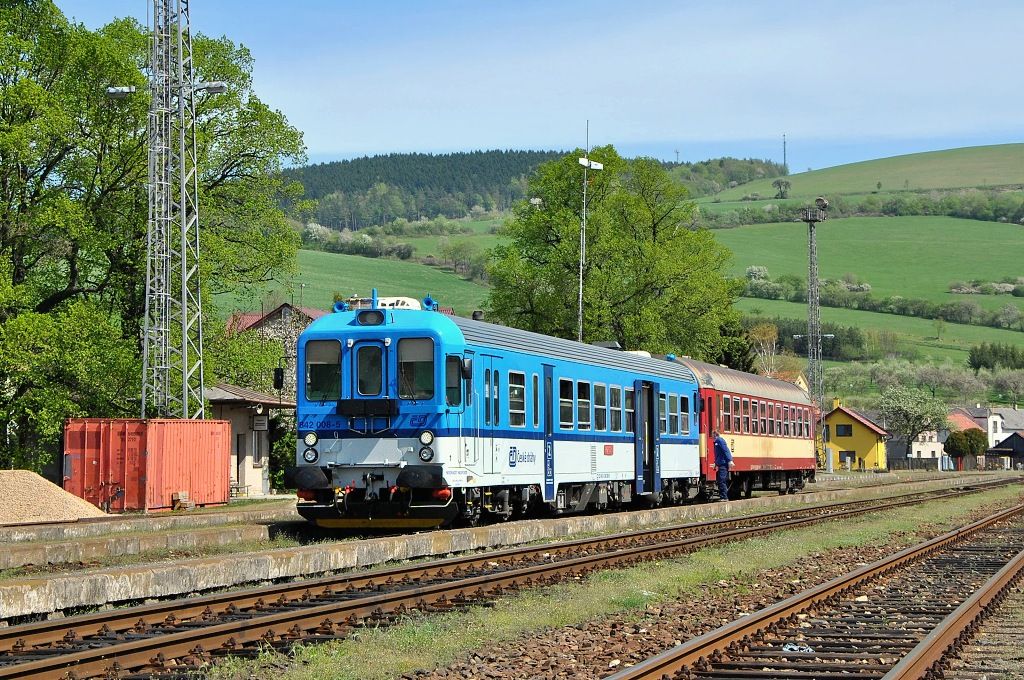 842.008, Os 4372, Bylnice, 29. dubna 2012