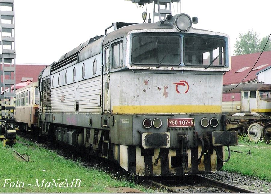 5.8.05 Nov� Z�mky