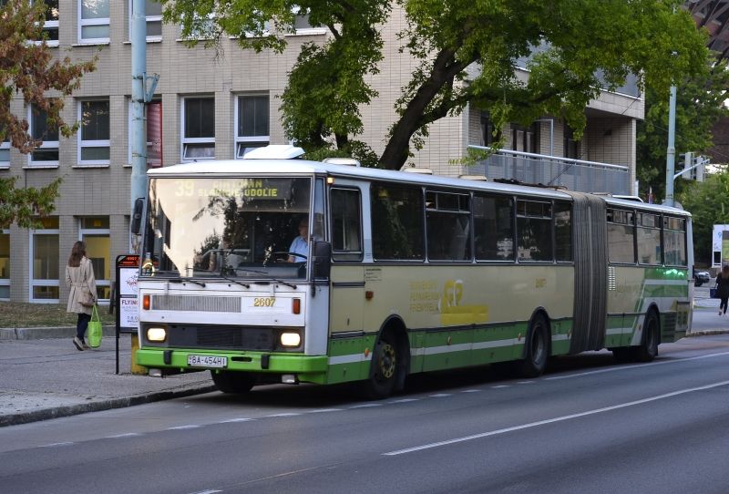 2607 na 39, Karosa B741 s bielou strechou