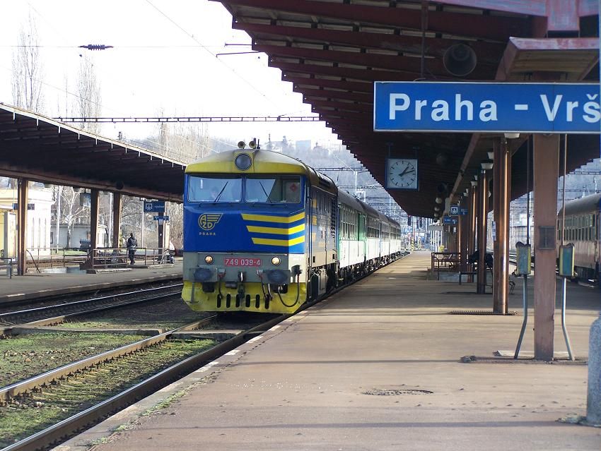 749 039 na �ele R 1144 - Praha Vr�ovice - 16.1.2011.