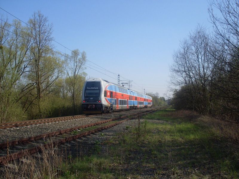 Sm�rem k Ostrav� na zm��ovanou v�hu.