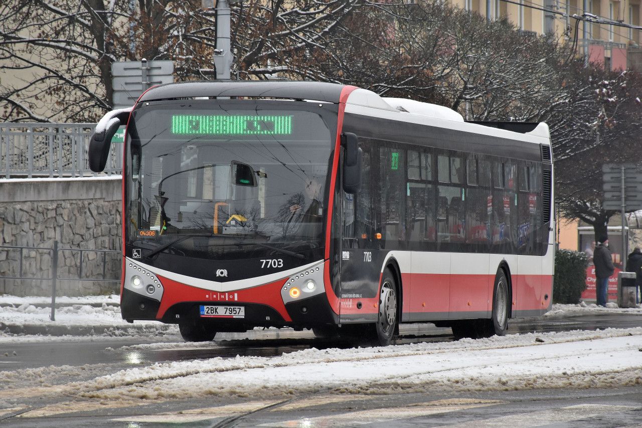7703 Kosmova 5. 12. 2021