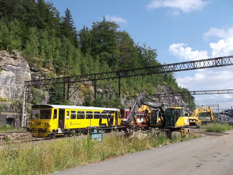 810.659+226 ve spole�nosti dal��ch �lut�ch stroj�, SPG 4.8.2013