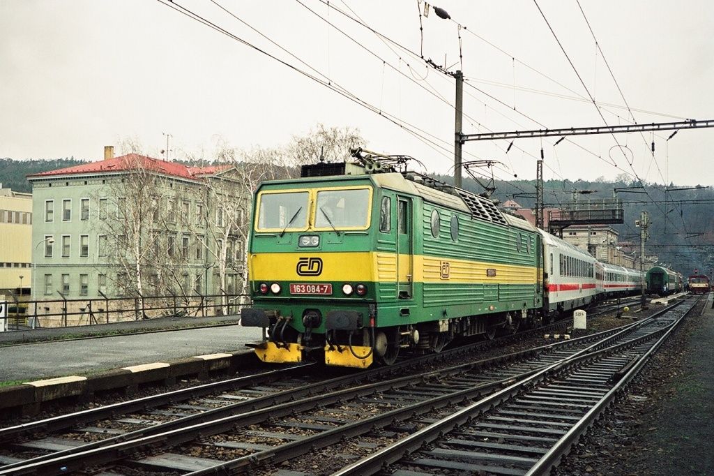 163.084 D���n hln (IC 169 JAN HUS Dresden-Praha) 13.2.02
