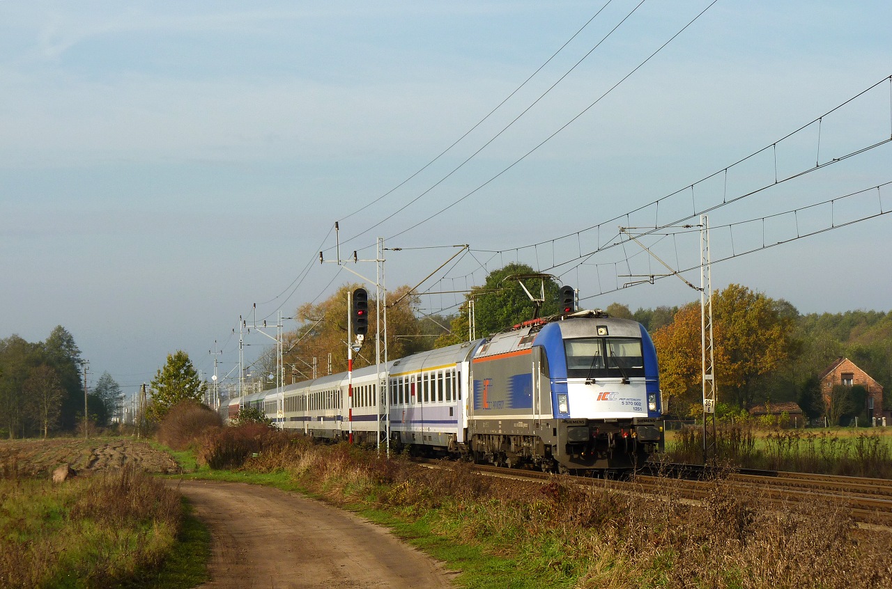 5 370 002, Nowy Tomy�l , 3.11.2014, autor: Vojt�ch G�ek