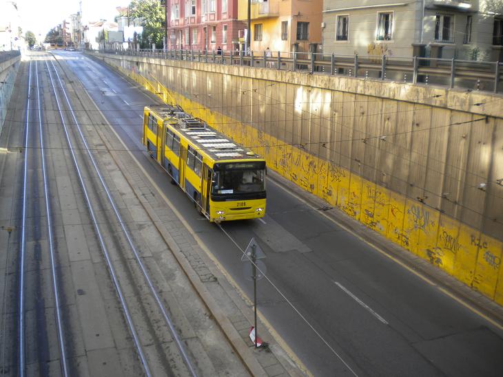 Modernizovan� Ikarus 280T