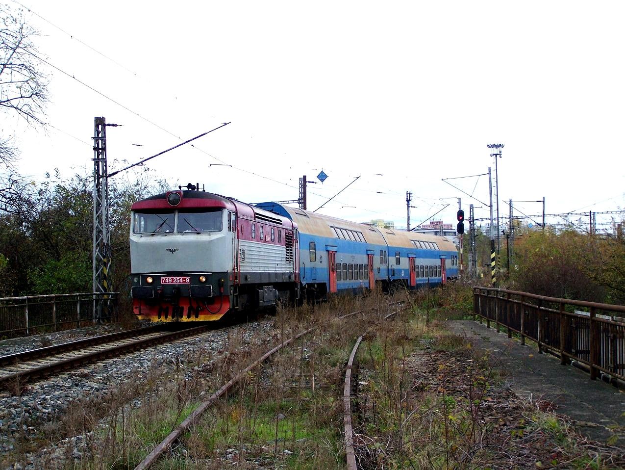 749.254 na �ele os. 9055 - Praha Zahradn� M�sto - 3.11.2012.