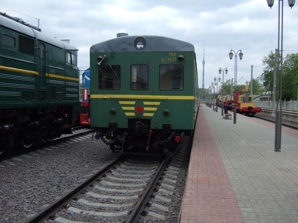 Zeleznicni muzeum, Rizske nadrazi