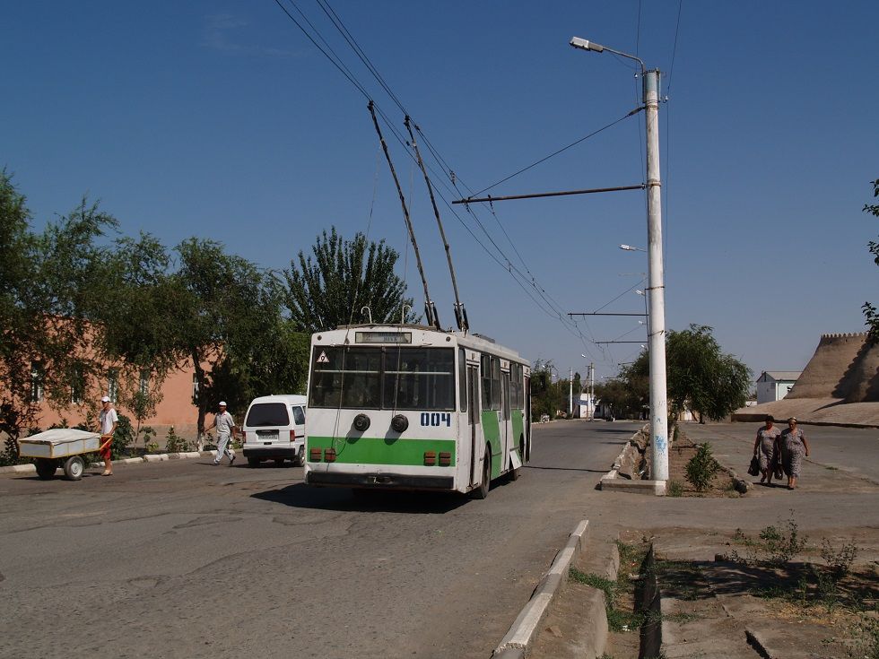 14Tr u hradeb starho msta v Chiv