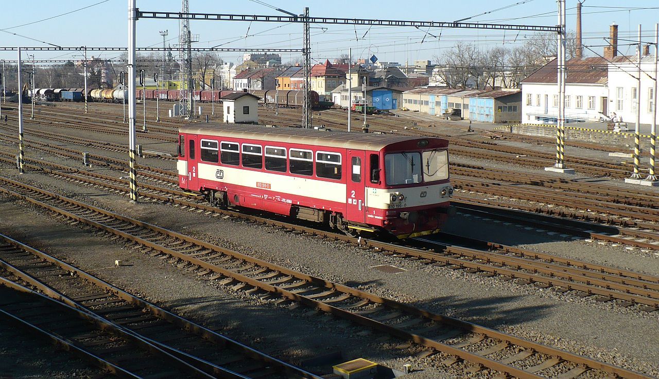 810 199 p�i posunu v Opav� p�ed vl.3468