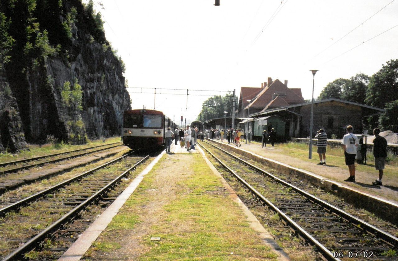 Zvltn vlak do Szklarske Poreby dne 6.7.2002